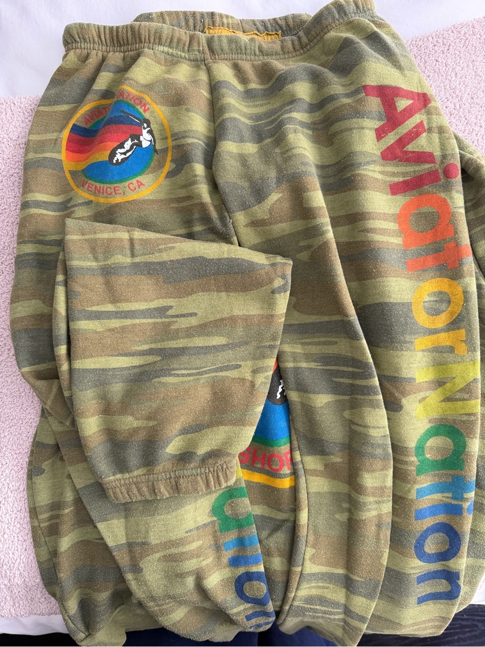 SET sweatpants and sweatshirt aviator Nation Olive Camo with Rainbow - Picture 6 of 6